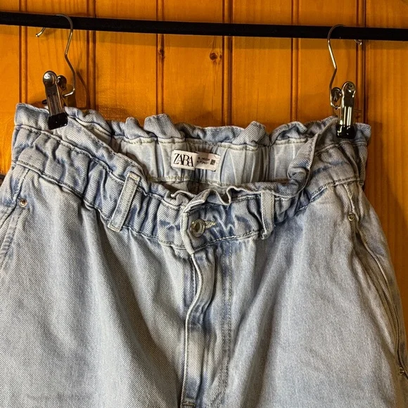 Zara Light Blue Barrel Leg Jeans - Picture 3 of 4